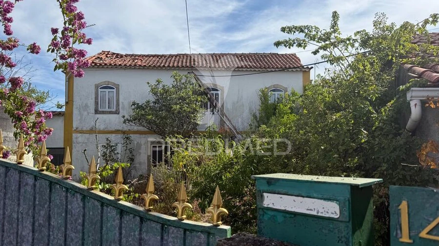 Moradia T4 para Venda em Chãos