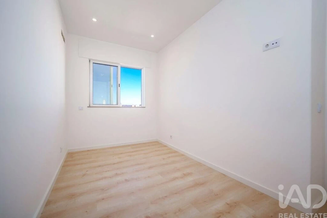 Apartamento T3 para Venda em Faro (Sé e São Pedro) Foto 19