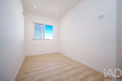 Apartamento T3 para Venda em Faro (Sé e São Pedro)