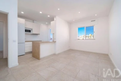 Apartamento T3 para Venda em Faro (Sé e São Pedro)