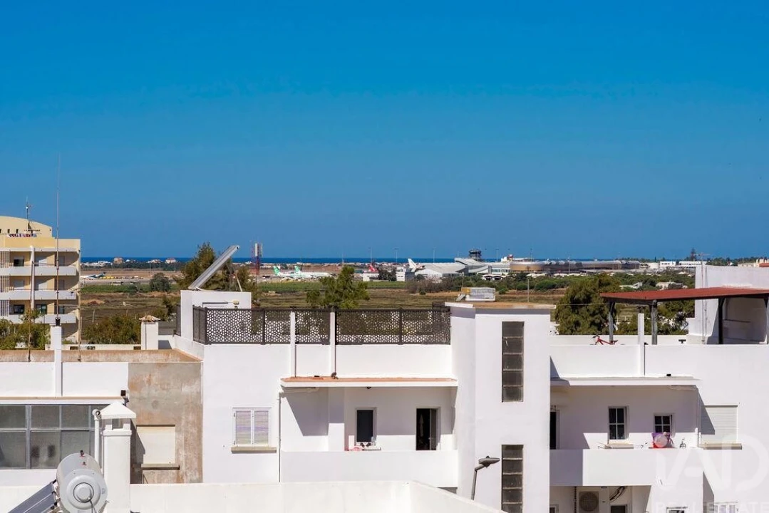 Apartamento T3 para Venda em Faro (Sé e São Pedro) Foto 25
