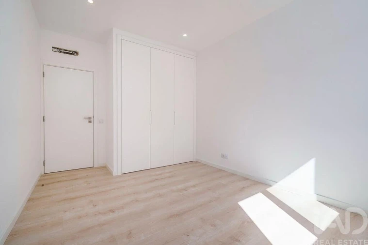 Apartamento T3 para Venda em Faro (Sé e São Pedro) Foto 18