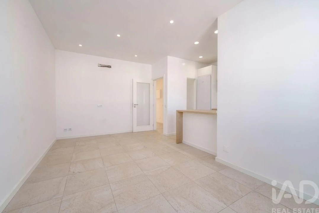 Apartamento T3 para Venda em Faro (Sé e São Pedro) Foto 5