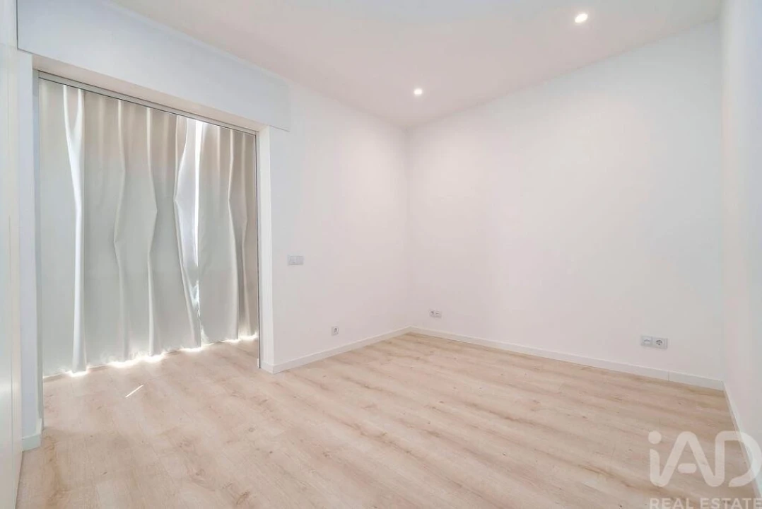 Apartamento T3 para Venda em Faro (Sé e São Pedro) Foto 15