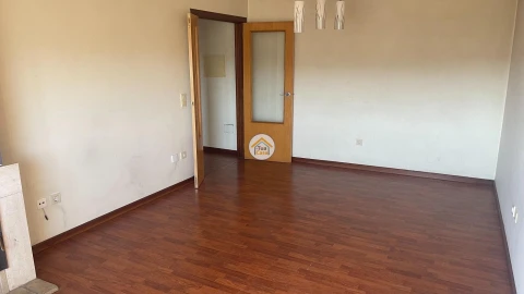 Apartamento T2 para Venda em Gandra