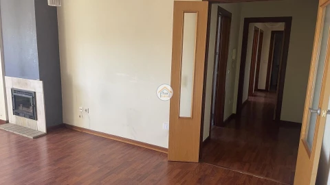 Apartamento T2 para Venda em Gandra