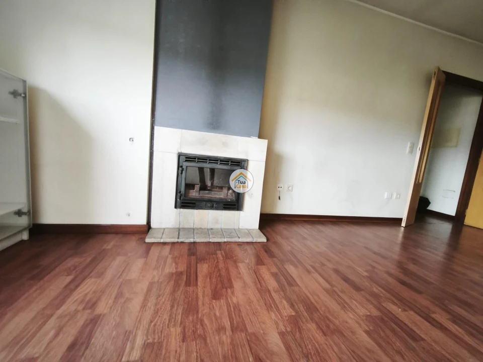 Apartamento T2 para Venda em Gandra Foto 7