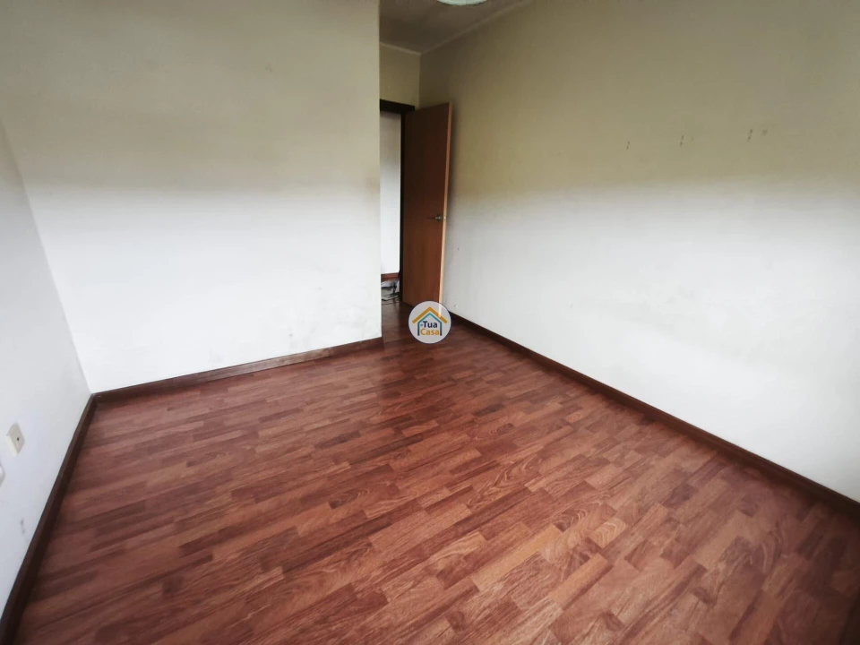 Apartamento T2 para Venda em Gandra Foto 5