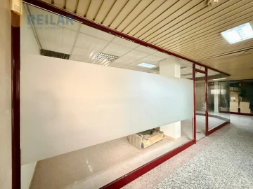 Loja para Venda em Póvoa de Santa Iria e Forte da Casa