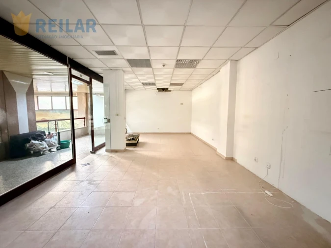 Loja para Arrendamento em Póvoa de Santa Iria e Forte da Casa Foto 8
