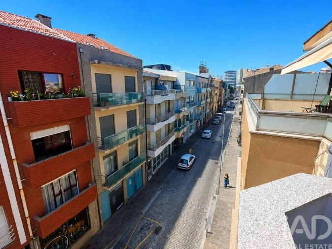 Apartamento T3 para Venda em Póvoa de Varzim, Beiriz e Argivai Foto 3