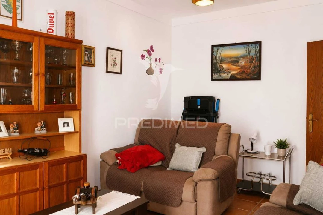 Apartamento T2 para Venda em Reguengos de Monsaraz Foto 6