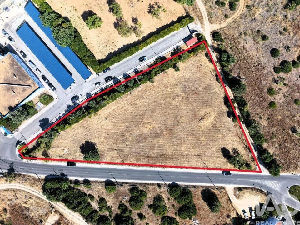 Terreno para Venda em Albufeira e Olhos de Água Foto 7
