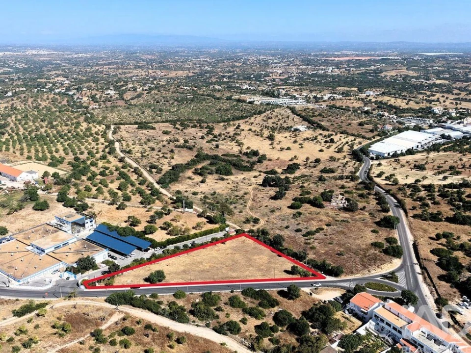 Terreno para Venda em Albufeira e Olhos de Água Foto 6