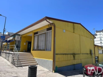 Loja para Venda em Mangualde, Mesquitela e Cunha Alta