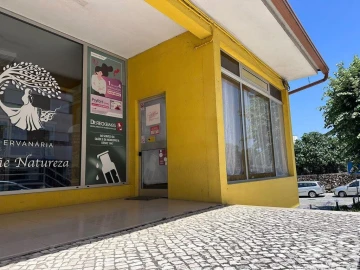 Loja para Venda em Mangualde, Mesquitela e Cunha Alta