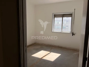 Apartamento T2 para Venda em Vila Nova de Famalicão e Calendário