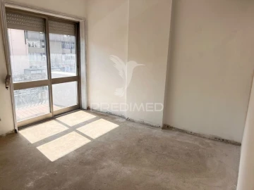 Apartamento T2 para Venda em Vila Nova de Famalicão e Calendário