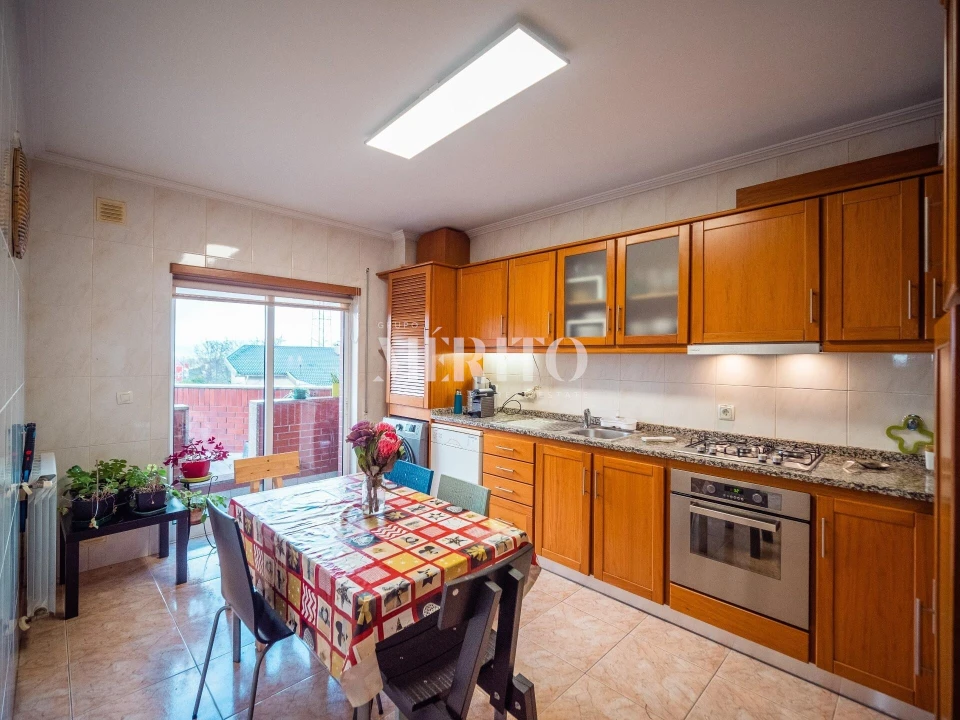Apartamento T3 para Venda em Palmeira Foto 3
