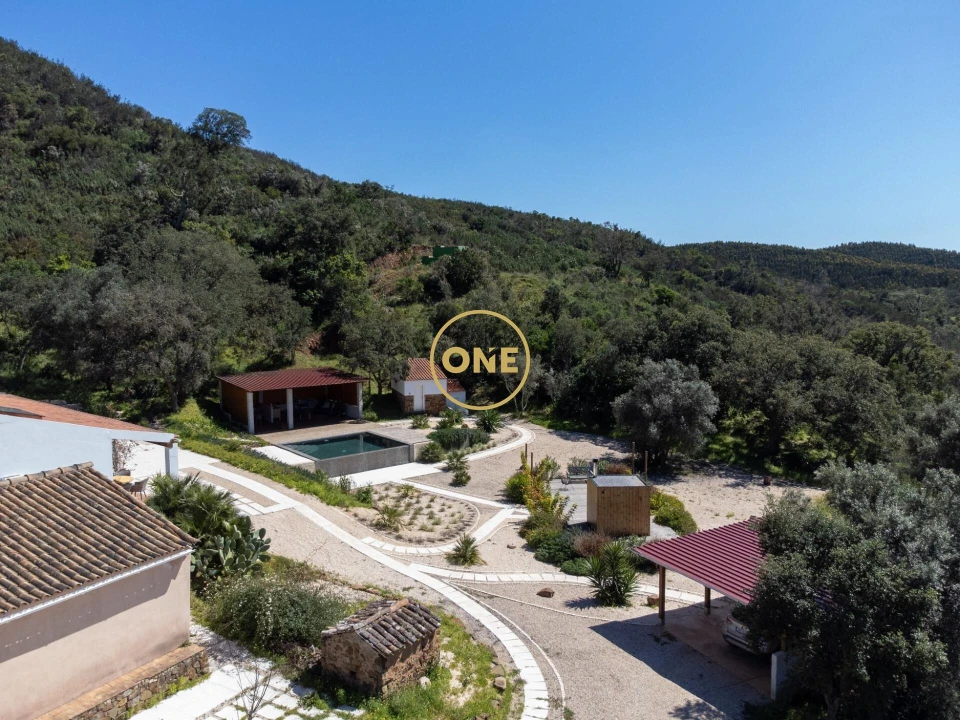 Quinta T2 para Venda em Marmelete Foto 1