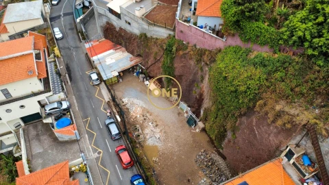 Terreno para Venda em Camara de Lobos