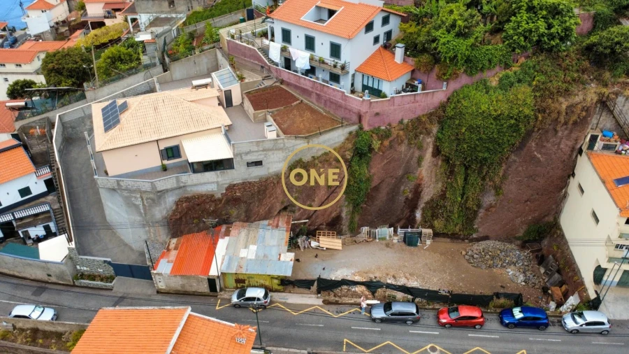 Terreno para Venda em Camara de Lobos Foto 13
