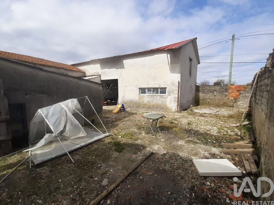 Moradia T2 para Venda em Oliveirinha Foto 5