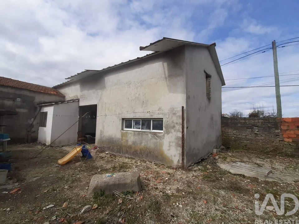 Moradia T2 para Venda em Oliveirinha Foto 9