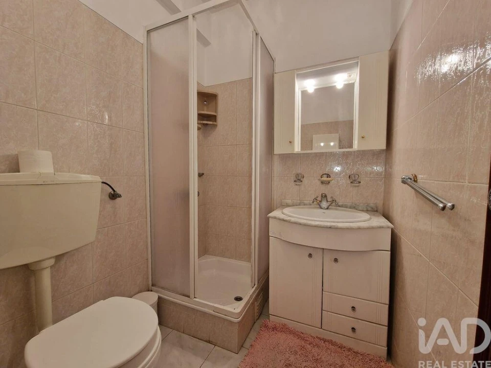 Apartamento T3 para Venda em Quelfes Foto 21