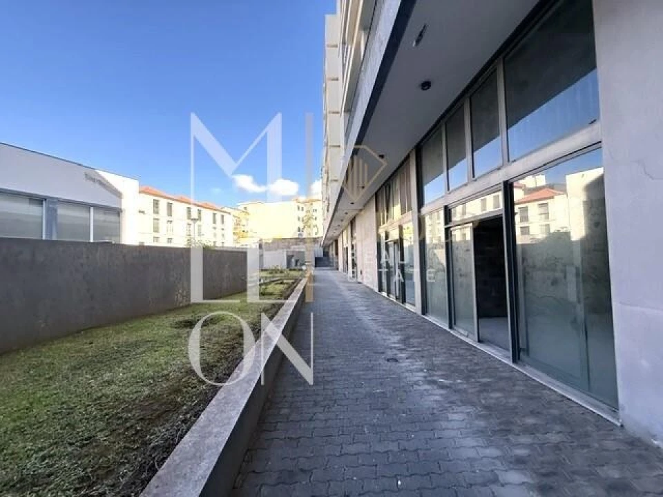 Loja para Venda em Funchal (São Pedro) Foto 10