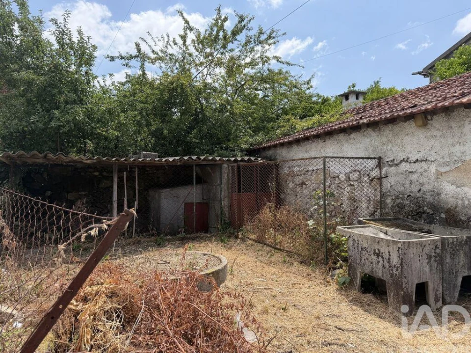 Moradia T2 para Venda em Mujães Foto 19