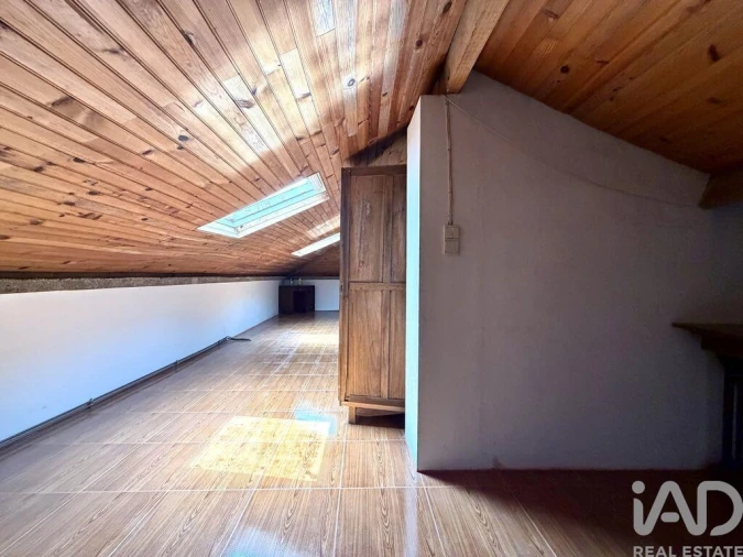 Moradia T2 para Venda em Mujães Foto 16