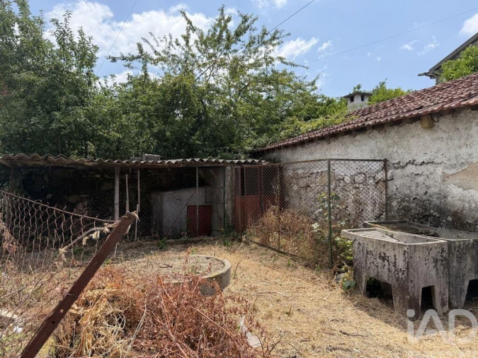 Moradia T2 para Venda em Mujães Foto 19