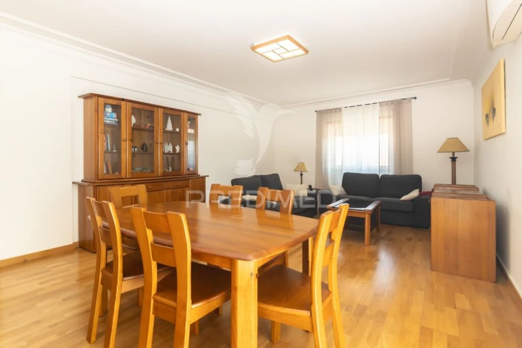 Apartamento T3 para Venda em Alhos Vedros Foto 6
