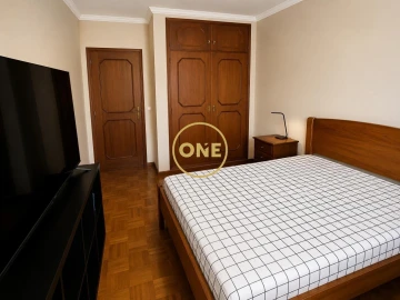 Apartamento T3 para Venda em Póvoa de Varzim, Beiriz e Argivai