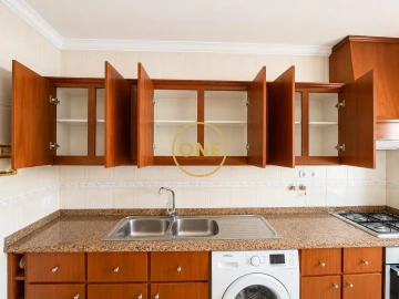Apartamento T3 para Venda em Póvoa de Varzim, Beiriz e Argivai