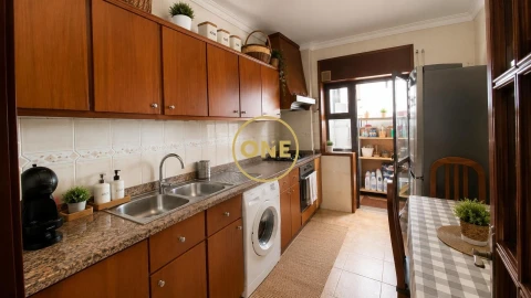 Apartamento T3 para Venda em Póvoa de Varzim, Beiriz e Argivai