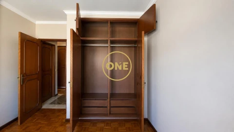 Apartamento T3 para Venda em Póvoa de Varzim, Beiriz e Argivai
