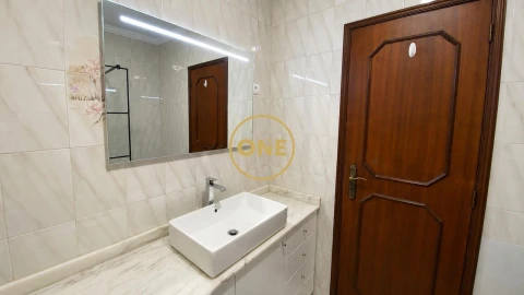 Apartamento T3 para Venda em Póvoa de Varzim, Beiriz e Argivai