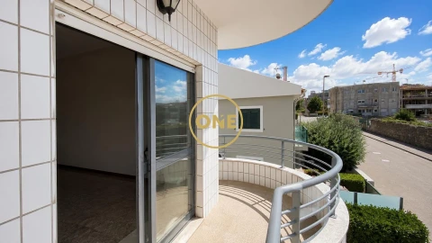 Apartamento T3 para Venda em Póvoa de Varzim, Beiriz e Argivai