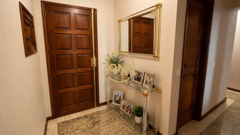 Apartamento T3 para Venda em Póvoa de Varzim, Beiriz e Argivai