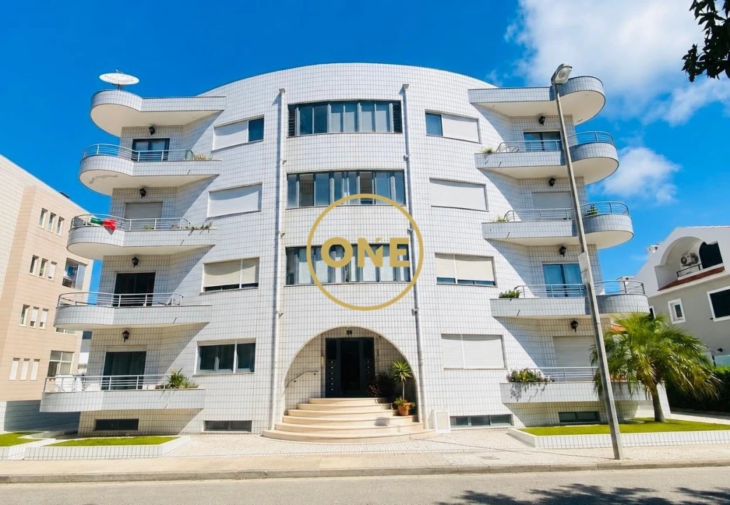 Apartamento T3 para Venda em Póvoa de Varzim, Beiriz e Argivai Foto 1