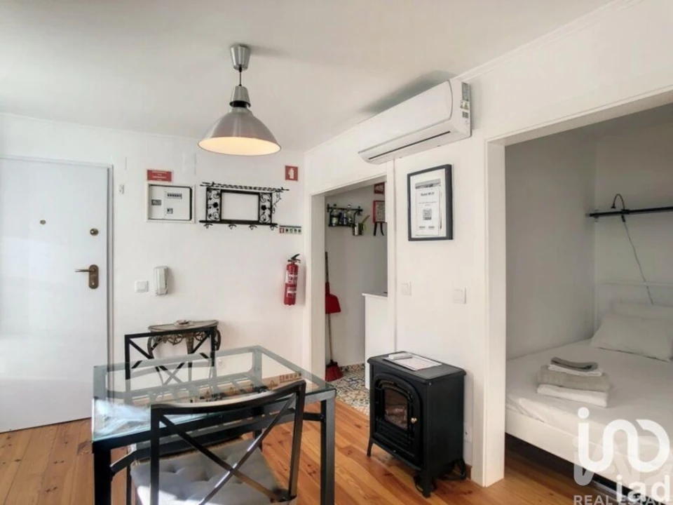 Apartamento T1 para Venda em Santa Maria Maior Foto 6