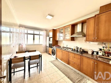 Apartamento T3 para Venda em Mangualde, Mesquitela e Cunha Alta
