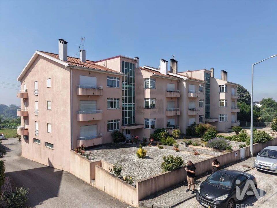 Apartamento T3 para Venda em Mangualde, Mesquitela e Cunha Alta Foto 1
