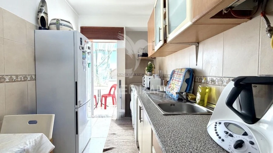 Apartamento T2 para Venda em Moita Foto 12