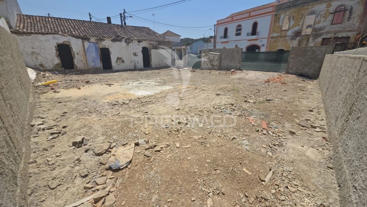 Moradia T2 para Venda em São Marcos da Serra Foto 9