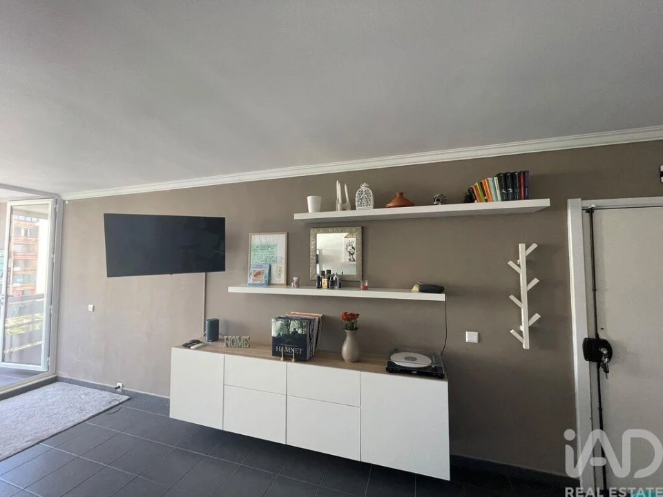 Apartamento para Venda em Quarteira Foto 3