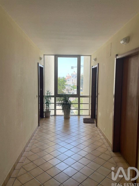 Apartamento para Venda em Quarteira