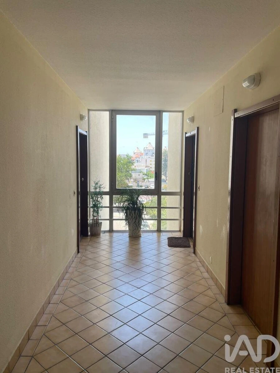 Apartamento para Venda em Quarteira Foto 18